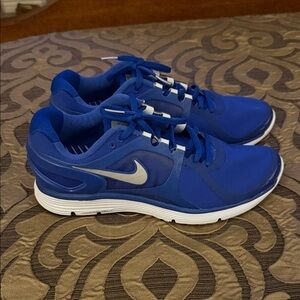 Nike Men's Royal Blue Athletic Sneakers